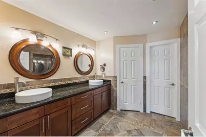 1022 Long Reach Drive, Tiki Island, TX 77554 - Photo 15