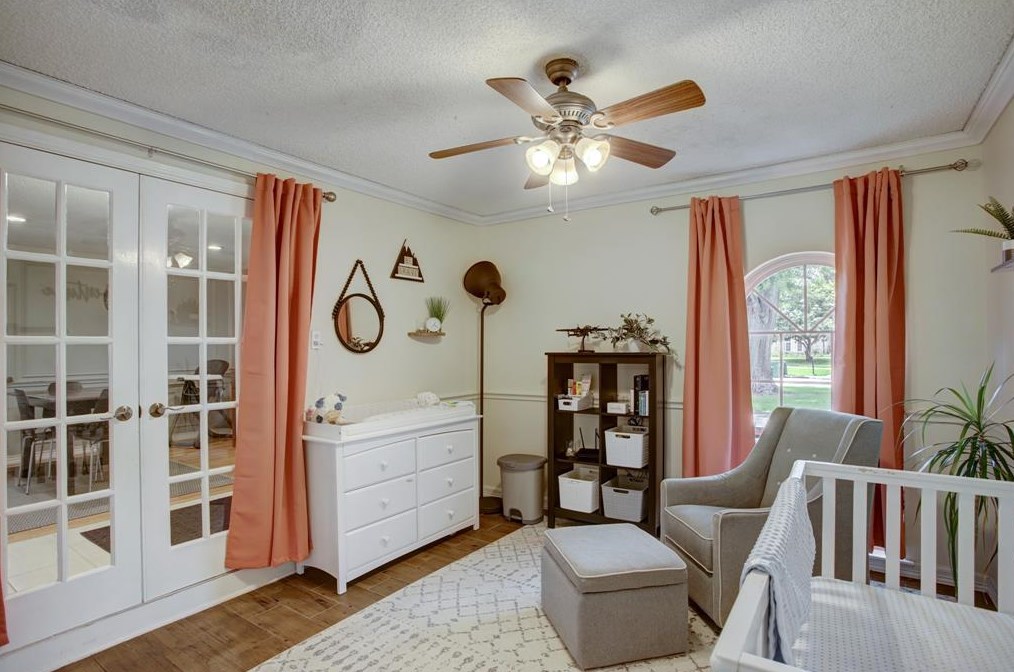 858 Silverpines Rd, Houston TX  77062-5614 exterior