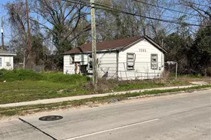 7805 Wheatley St, Houston, TX 77088 - Photo 3