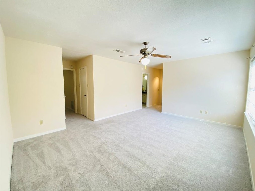 10351 Briar Frst Dr, Houston TX  77042-2322 exterior
