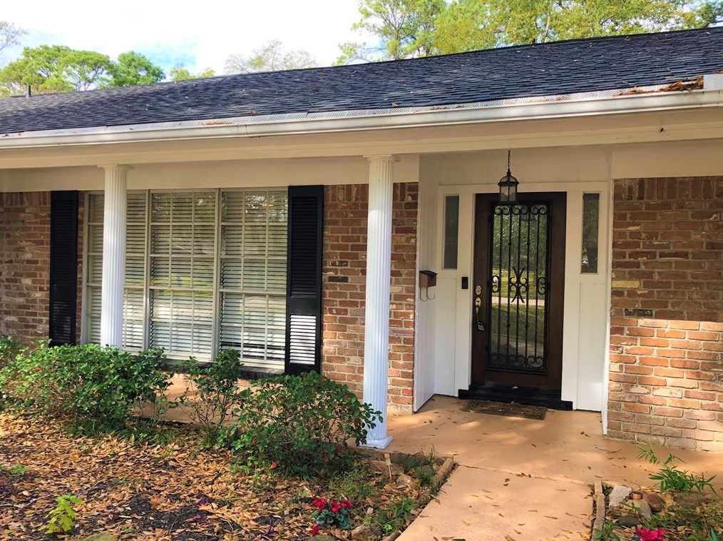 10142 Eddystone Dr, Houston TX  77043-3307 exterior