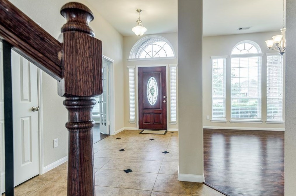 19214 St Winfred Dr, Spring TX  77379-2646 exterior