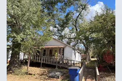 110 N Bolivar St, San Augustine, TX 75972 - Photo 5