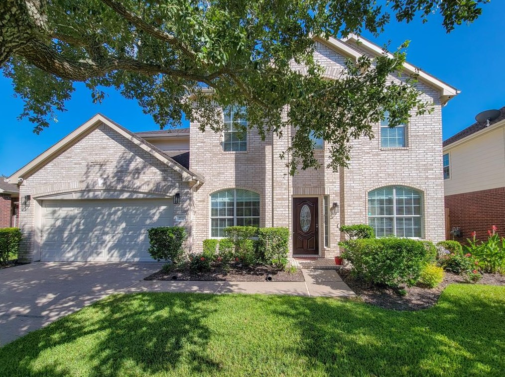 2719 Crestbrook Ct, Sugar Land TX  77479-8839 exterior