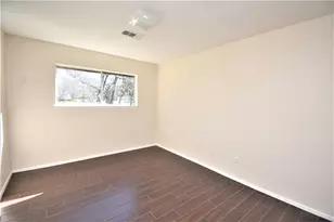 126 Rolling Wood Rd, Baytown, TX 77520 - Photo 23