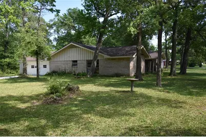 126 Rolling Wood Road, Baytown, TX 77520 - Photo 3