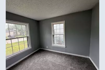 2403 Wedgewood Avenue, Wichita Falls, TX 76301 - Photo 9