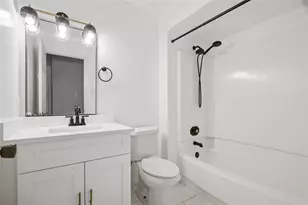 12011 Bob White Dr, Houston, TX 77035 - Photo 13