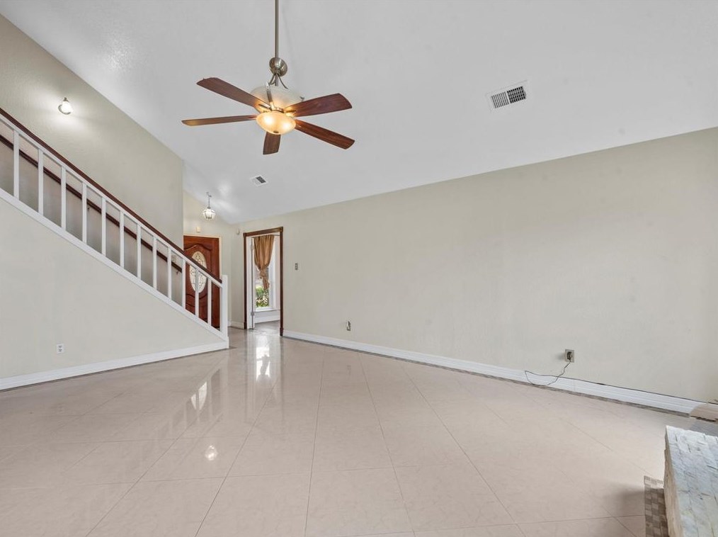 6003 Santa Christi Dr, Houston TX  77053-5065 exterior