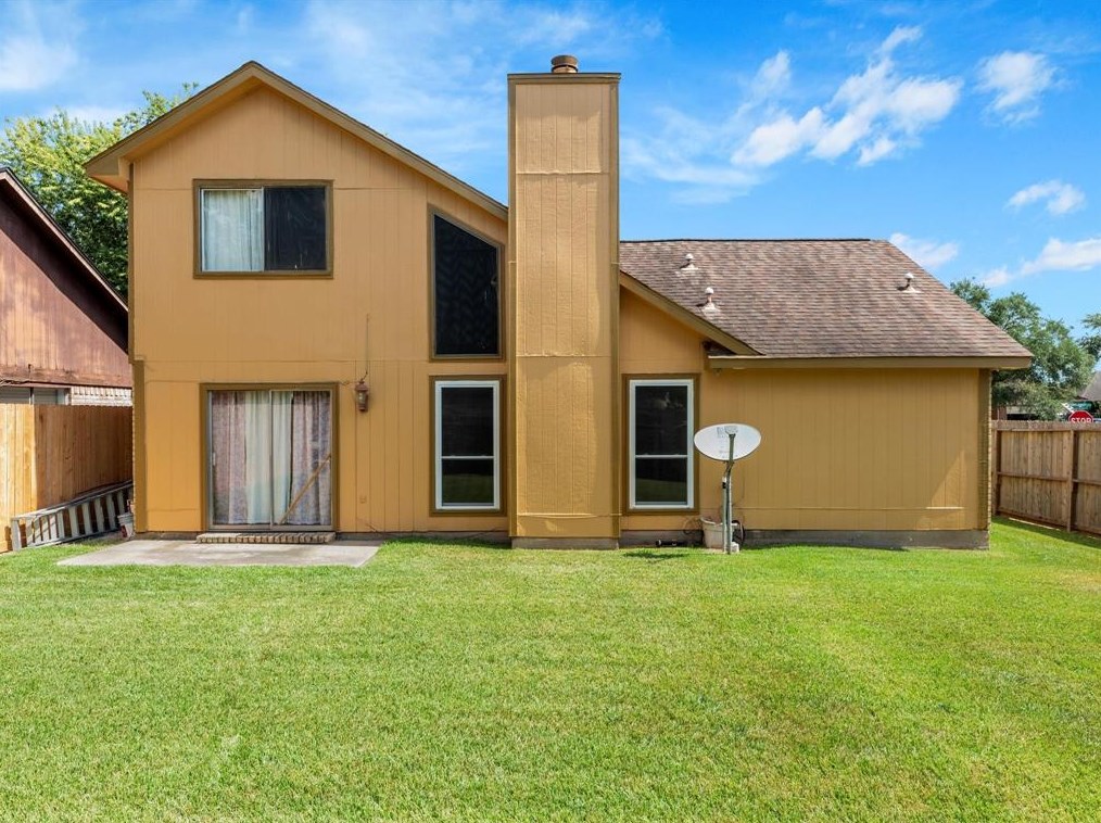 6003 Santa Christi Dr, Houston TX  77053-5065 exterior