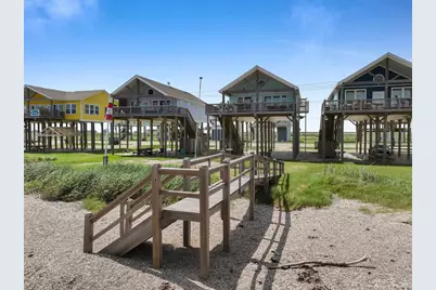 2496 Highway 87, Gilchrist, TX 77617 - Photo 19