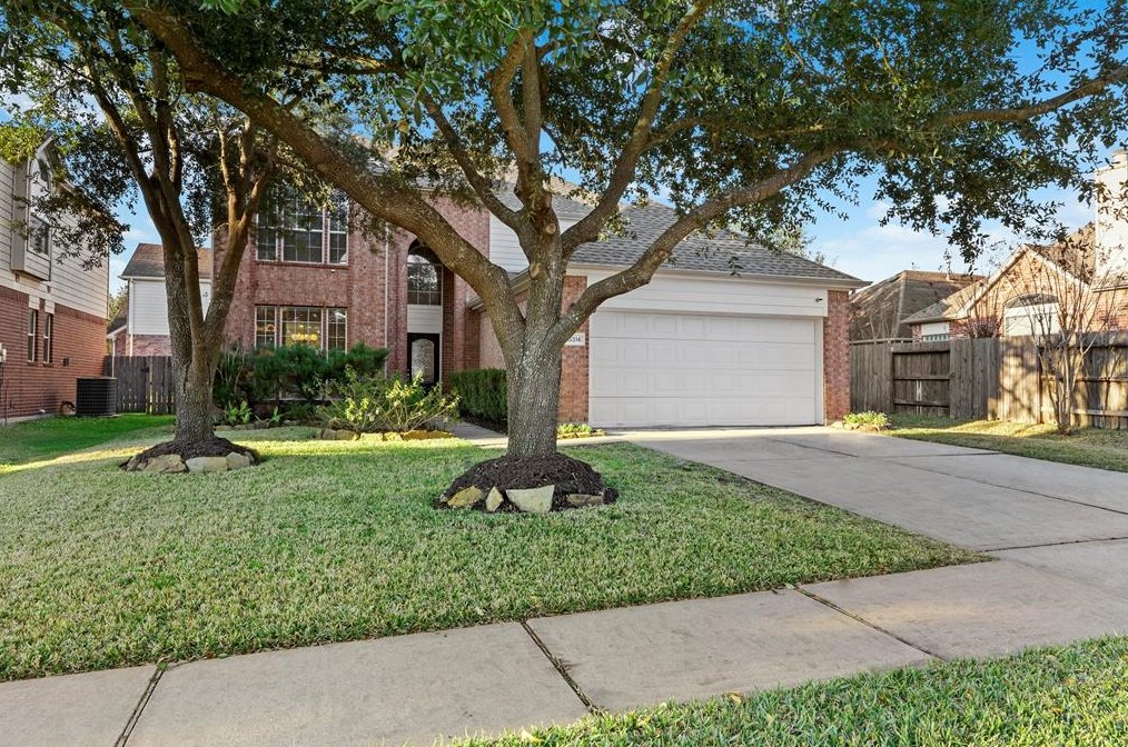 3314 Ellesborough Ln, Spring TX  77388-3165 exterior