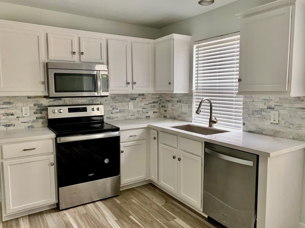 11927 Mule Springs Dr, Houston TX  77034-3672 exterior