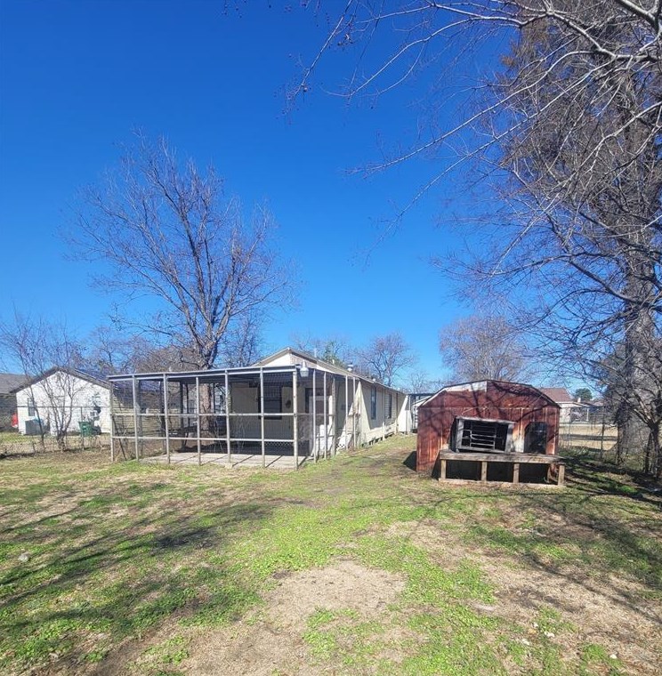 3414 Le Badie St, Houston TX  77026-2623 exterior