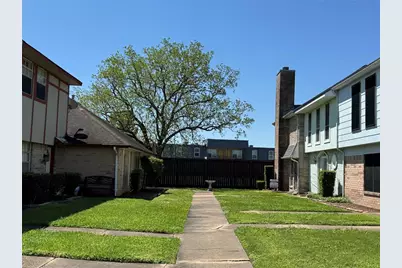 11847 Algonquin Drive, Houston, TX 77089 - Photo 21