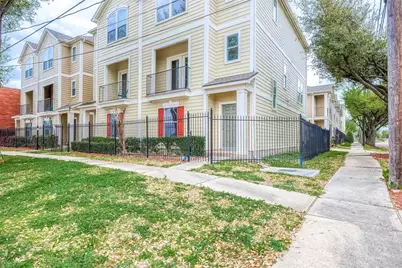 1119 Palmer Street, Houston, TX 77003 - Photo 1