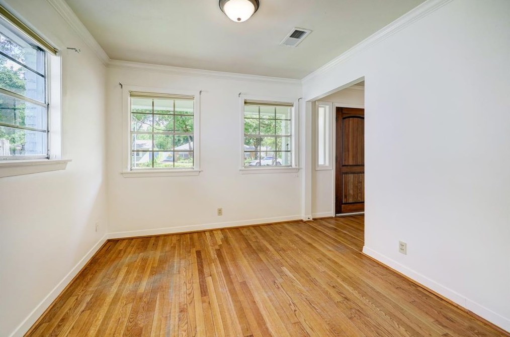 9809 Cedardale, Houston TX  77055-6026 exterior
