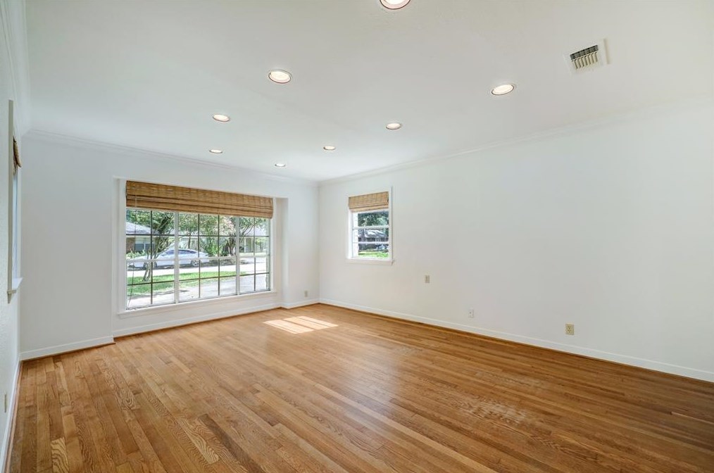 9809 Cedardale, Houston TX  77055-6026 exterior