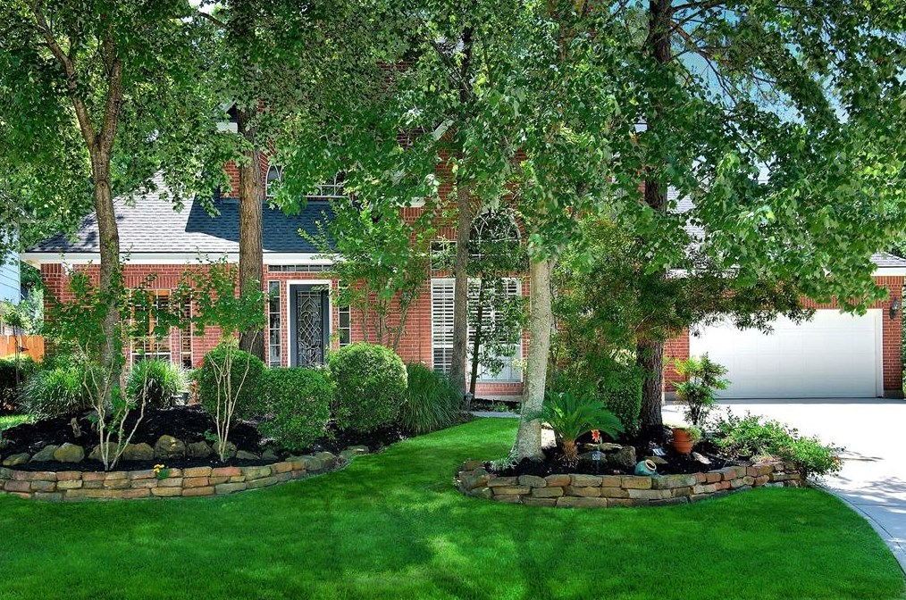 10 Storm Mist Pl, Spring TX  77381-6646 exterior