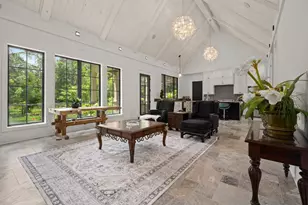 129 Stagecoach Cir, Huntsville, TX 77340 - Photo 11