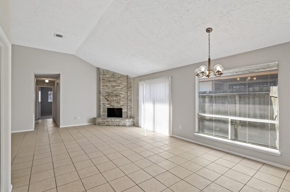 11014 Misty Summit Dr, Houston TX  77086-1418 exterior