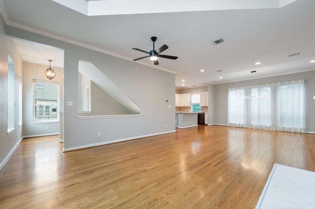 5522 Rose, Houston TX  77007-5755 exterior