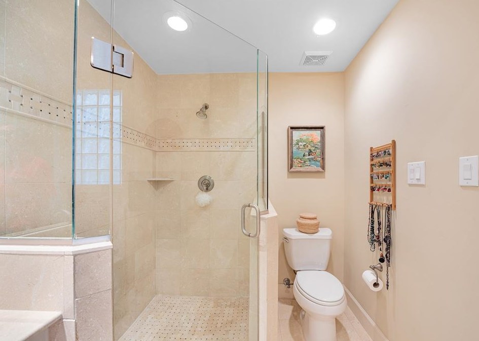 1408 Rosedale, Houston TX  77004-5653 exterior