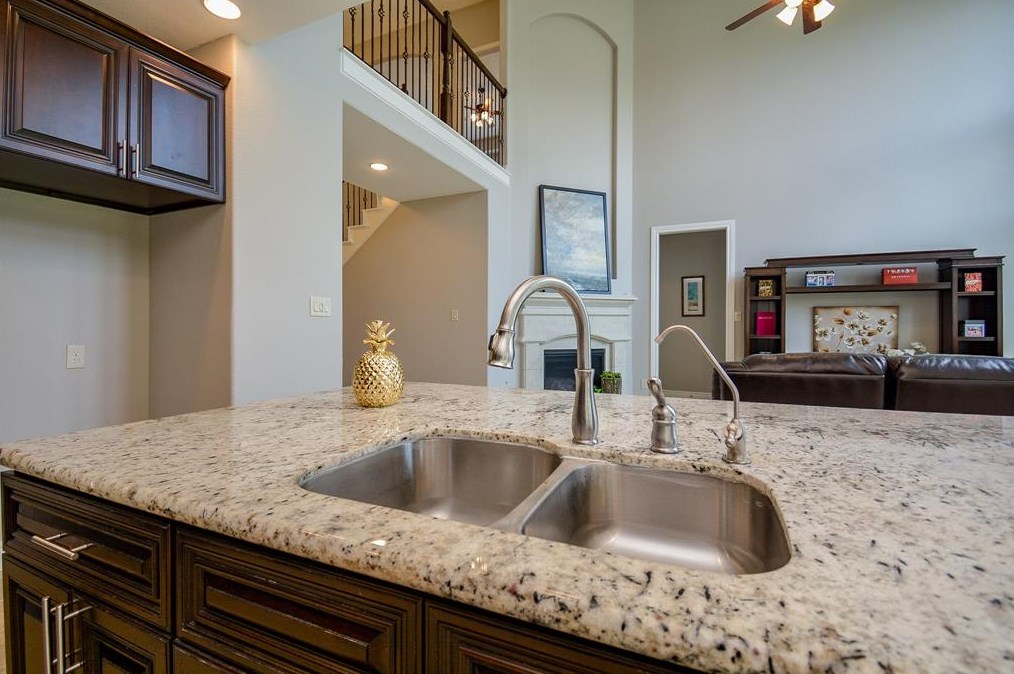 4607 Hickory Branch Ln, Sugar Land TX 77479 exterior