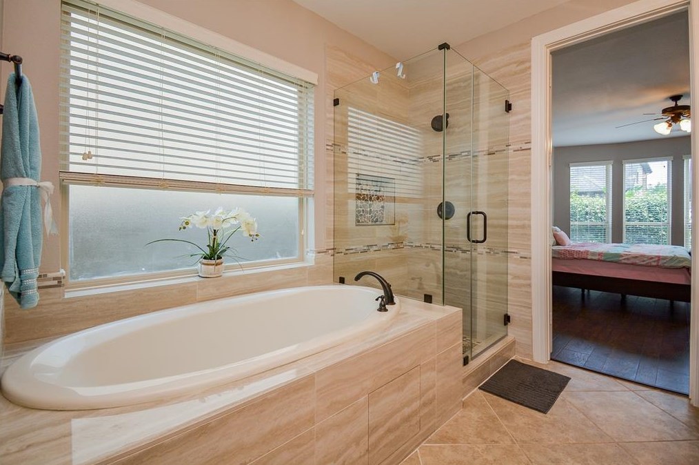 4607 Hickory Branch Ln, Sugar Land TX 77479 exterior