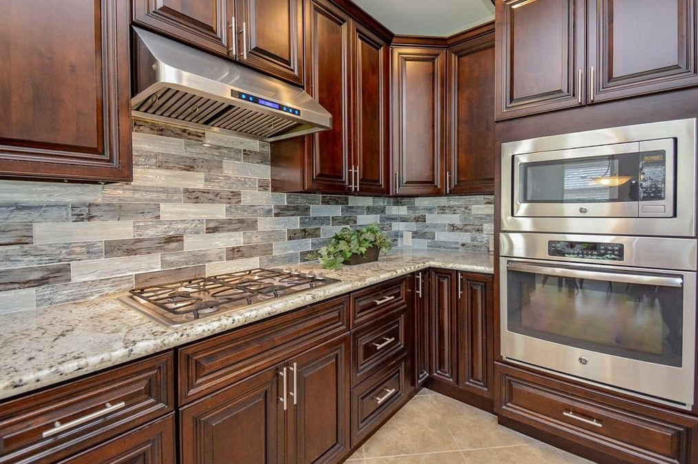 4607 Hickory Branch Ln, Sugar Land TX 77479 exterior