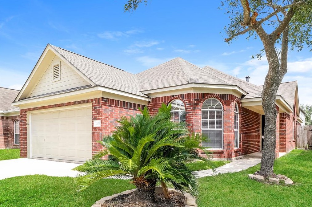 12139 Landsdown Ridge Way, Humble, TX 77346