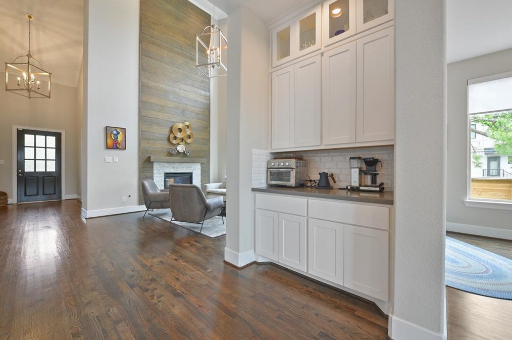 4955 Valkeith Dr, Houston TX  77096-4234 exterior