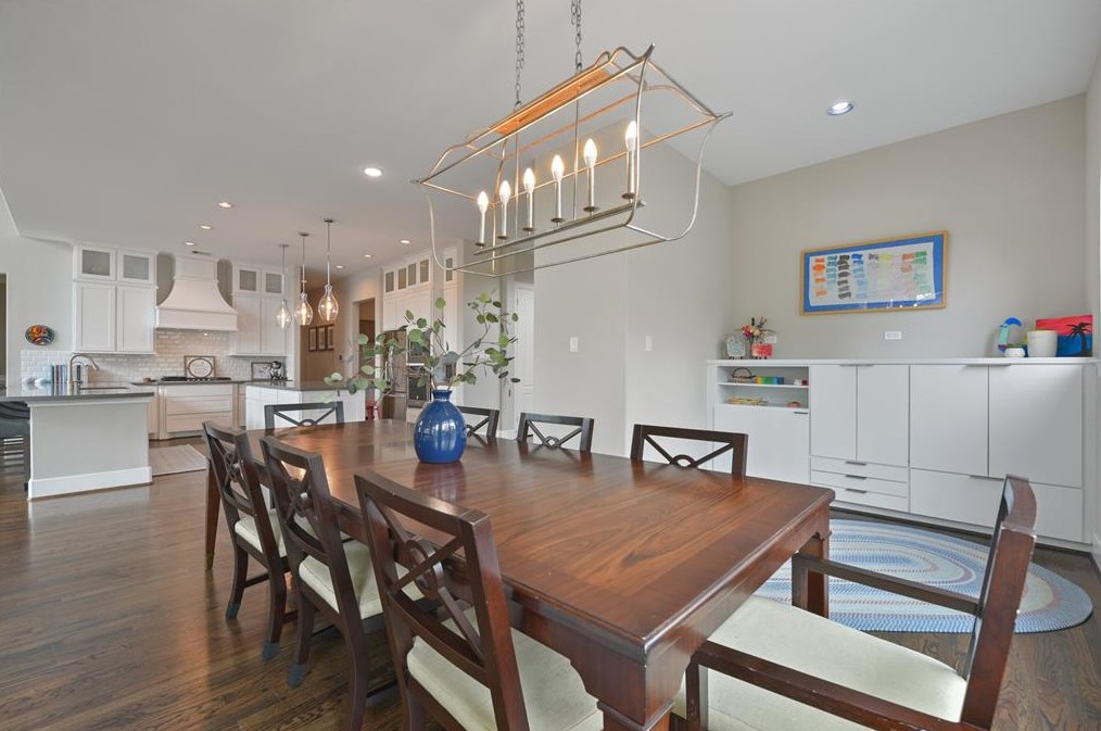 4955 Valkeith Dr, Houston TX  77096-4234 exterior