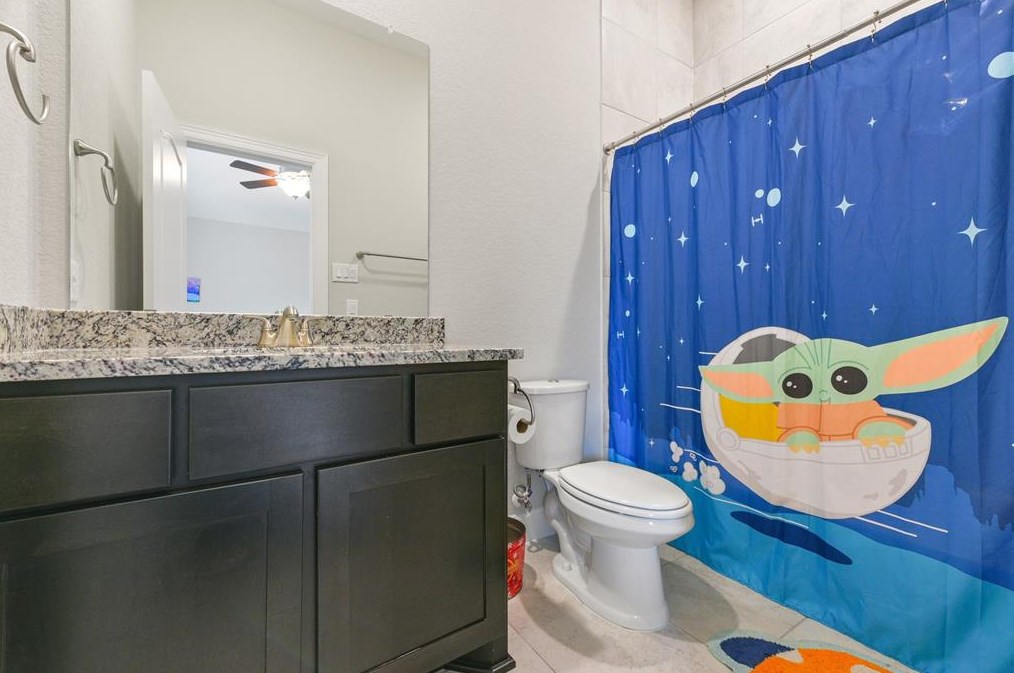 4955 Valkeith Dr, Houston TX  77096-4234 exterior