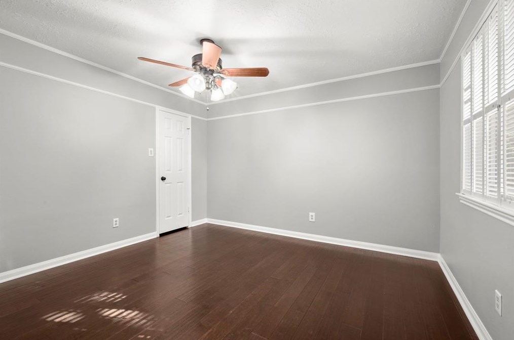 7334 Hearthstone Grn Dr, Houston TX  77095-3594 exterior
