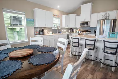 975 S Cove, Crystal Beach, TX 77650 - Photo 15