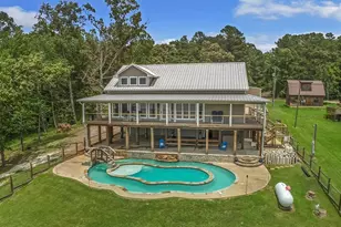 388 County Rd 5597, Etoile, TX 75937 - Photo 7