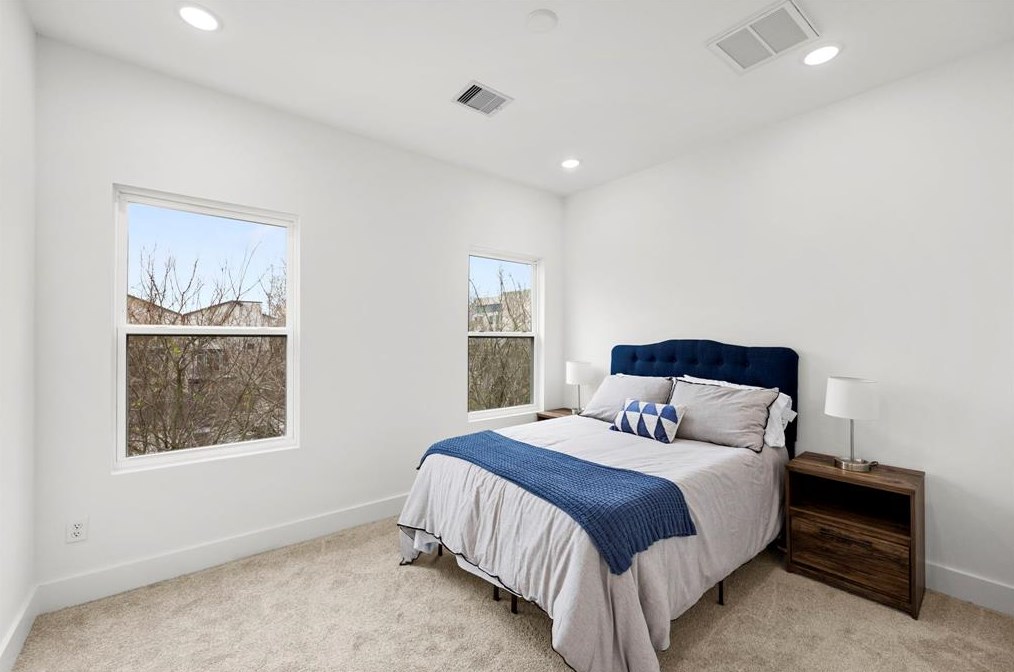 3002 Holman St, Houston TX  77004-3513 exterior