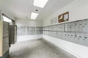 6633 W Airport Blvd, Houston, TX 77035 - Photo 5