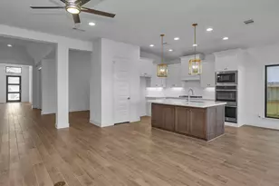 18423 Chameleon Ct, Conroe, TX 77302 - Photo 5