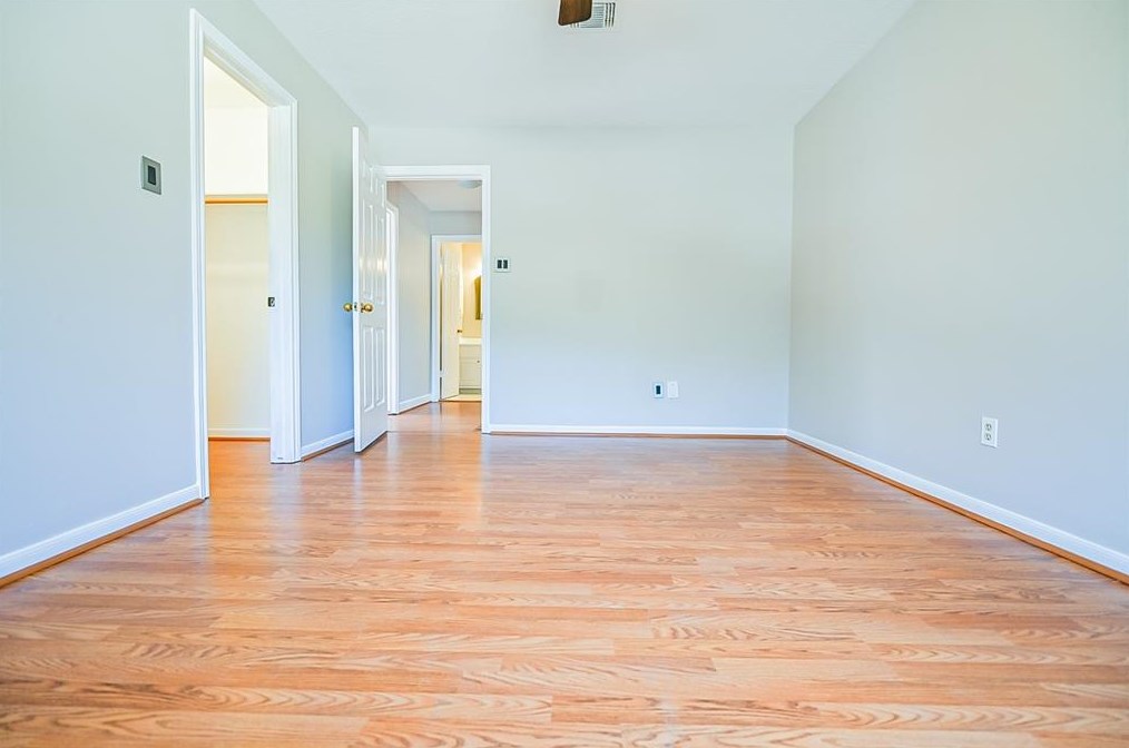 15923 Echo Lodge Dr, Houston TX  77095-4074 exterior