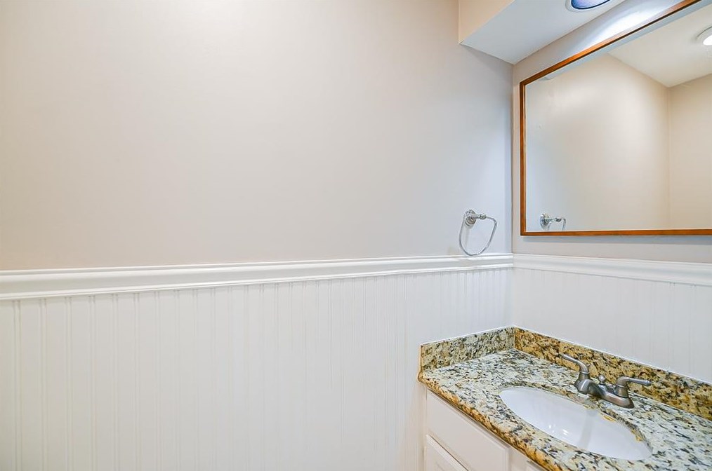 15923 Echo Lodge Dr, Houston TX  77095-4074 exterior