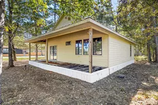 326 W Woodland Shores Dr, Point Blank, TX 77364 - Photo 5