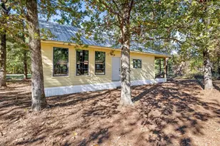 326 W Woodland Shores Dr, Point Blank, TX 77364 - Photo 3