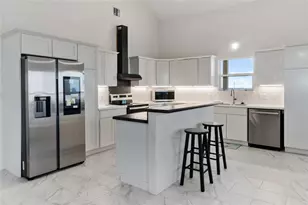 897 S Crystal Beach Rd, Crystal Beach, TX 77650 - Photo 11