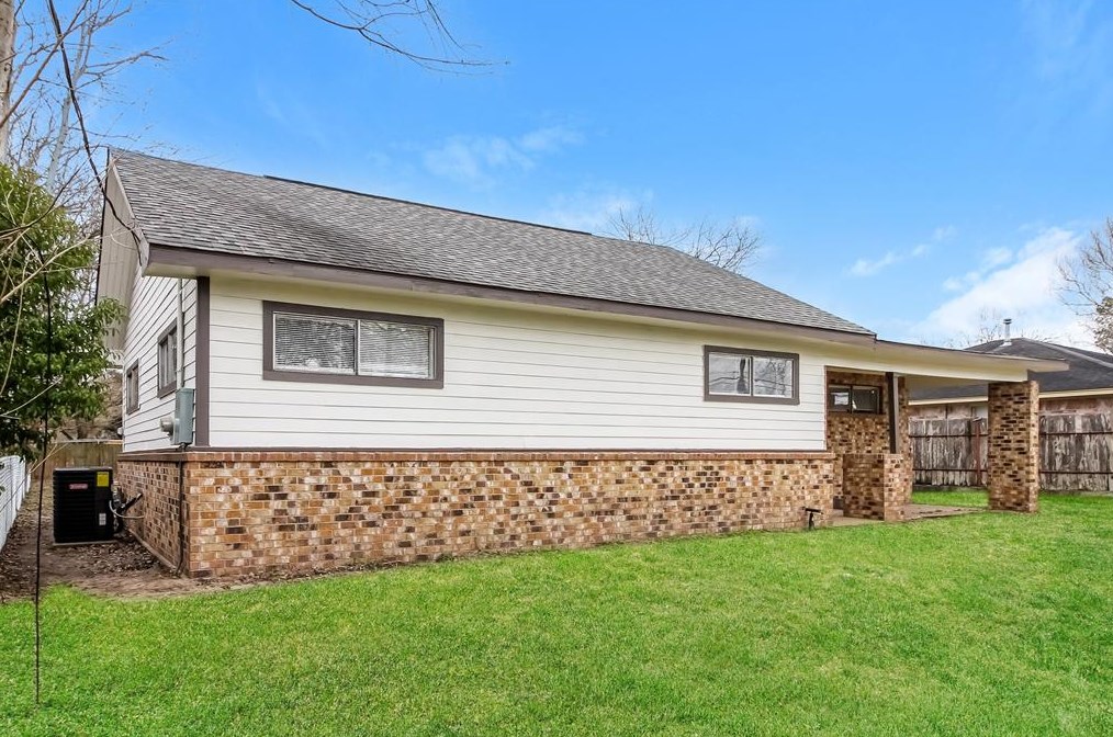 12715 Zavalla St, Houston TX  77085-2219 exterior