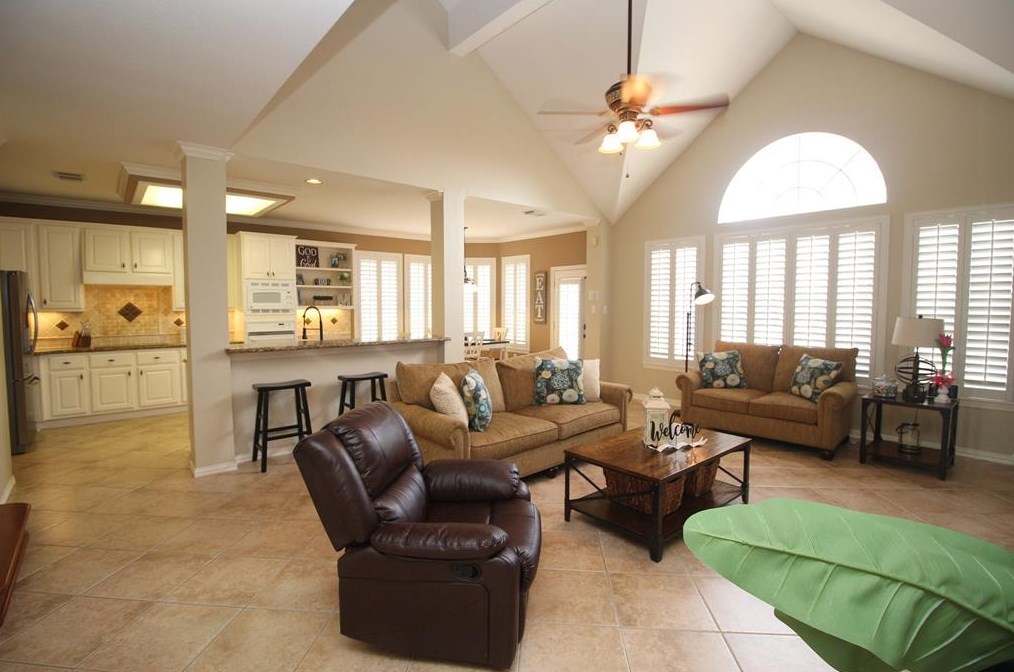 3127 Cherry Ml Ct, Houston TX 77059-2804 exterior