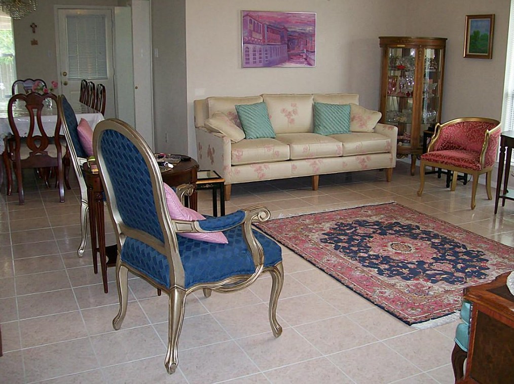 5046 Shadowdale Dr, Houston TX  77041-7843 exterior