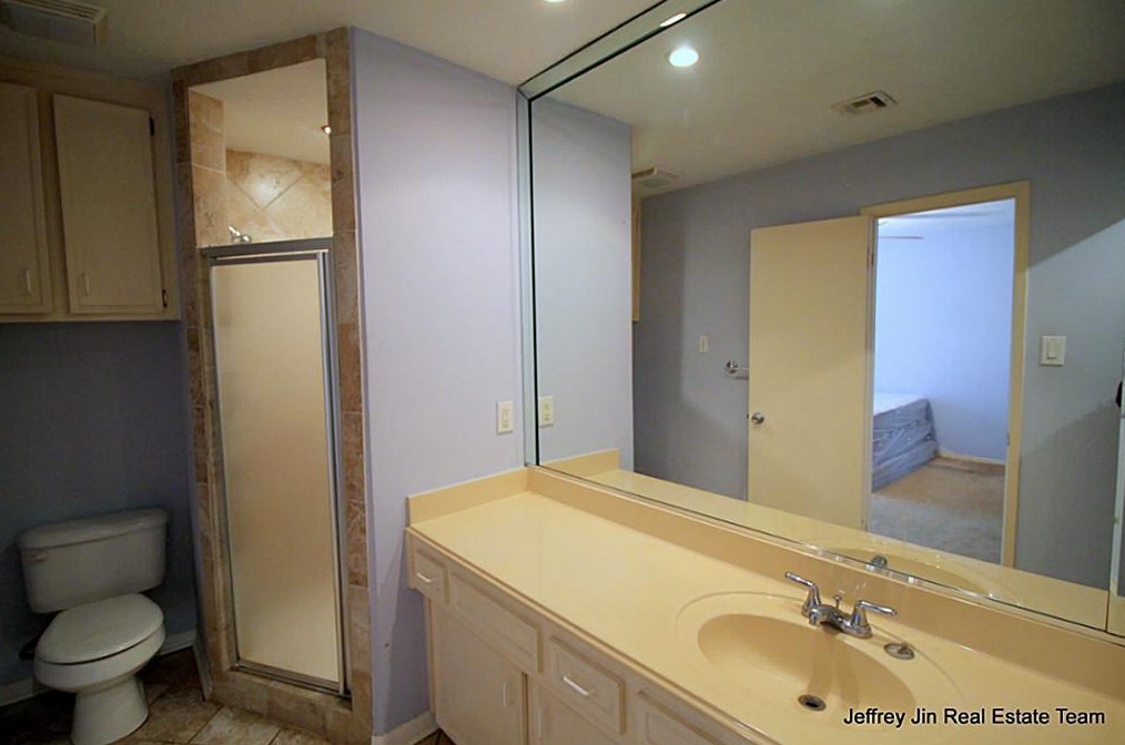 2946 Jenny Dr, Sugar Land TX  77479-1613 exterior