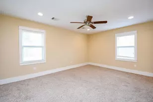 1406 Foxwood Rd, Houston, TX 77008 - Photo 33